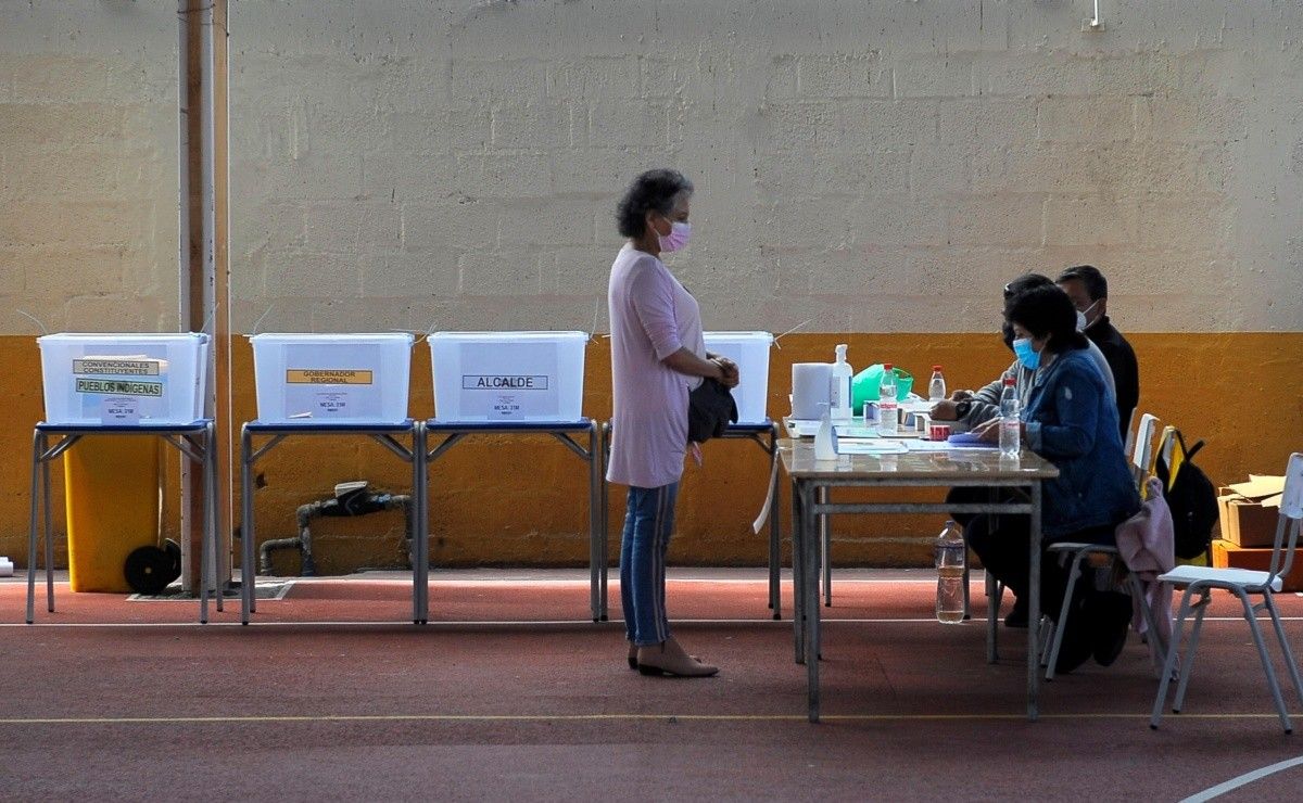Elecciones Chile 2021 | ¿Hasta qué hora se puede ir a votar hoy domingo ...