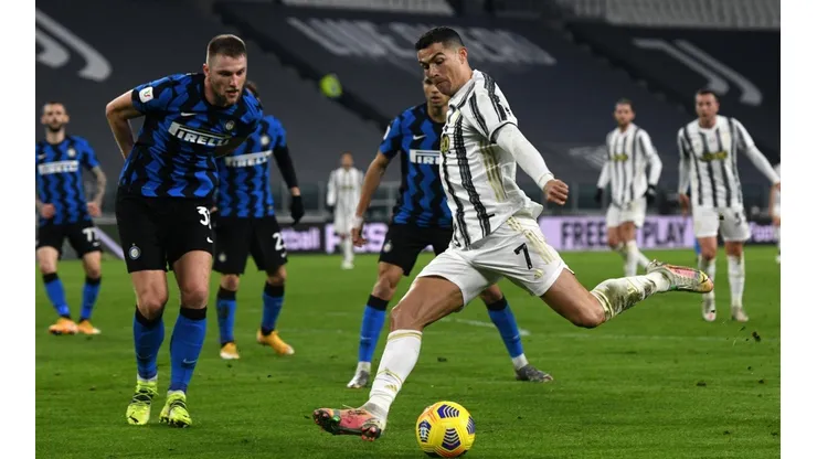 Juventus e Inter de Milán pondrán emoción en una jornada especial para Chile por las elecciones.