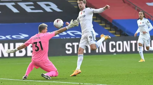 Leeds Utd derrotó por goleada al Burnley en el duelo correspondiente a fecha 36 de la Premier League.