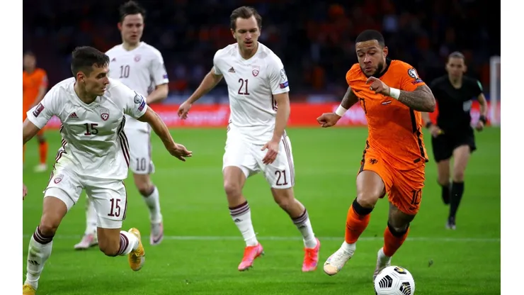Memphis Depay está cerca de ser nuevo jugador de Barcelona.