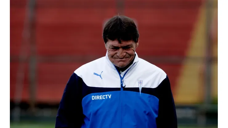 El otrora entrenador de la UC vive complejos momentos personales.