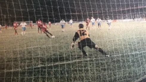 Universidad Católica jugó su única final de Libertadores en 1993 tras esta tapada de Wirth