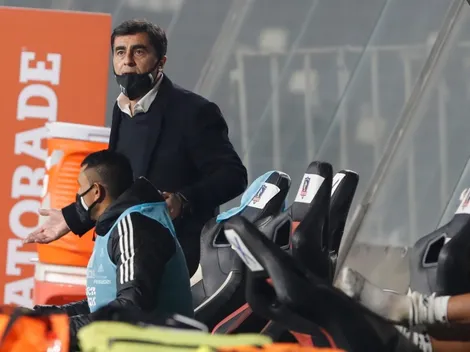 Expulsión de Quinteros: qué dice la FIFA sobre los aparatos electrónicos