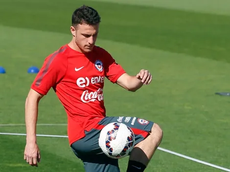 Ángelo Henríquez se cae de la selección chilena por un golpe