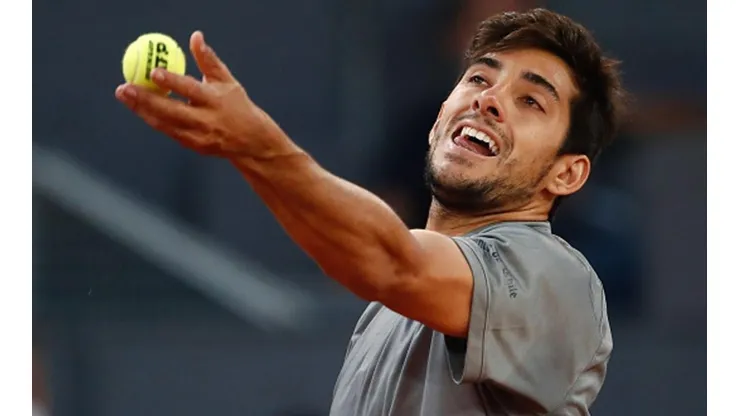 Cristian Garin debuta con triunfo en Roma y avanza a segunda ronda.