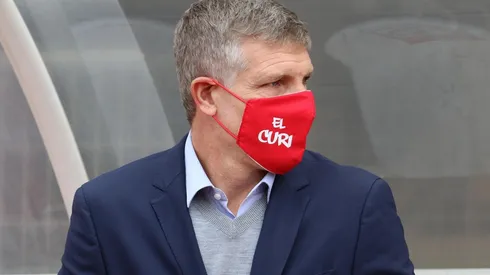 Martín Palermo se defiende por la mala campaña de Curicó Unido