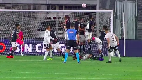 Gil encajó un tiro libre perfecto ante Palestino