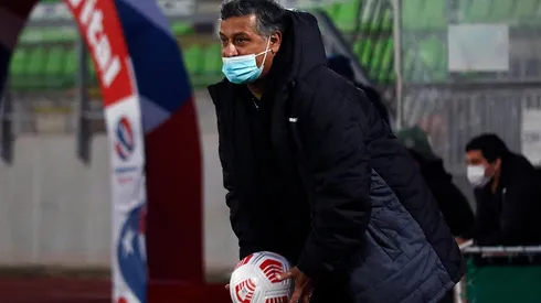 Ronald Fuentes se va de Wanderers sin saber de triunfos