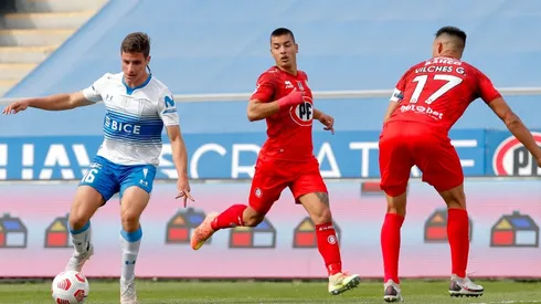 Universidad Católica logró un triunfo de mucha importancia ante Unión La Calera.