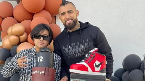 Arturo Vidal consiguió un lindo saludo de Lautaro y Alexis para su hijo Alonso.