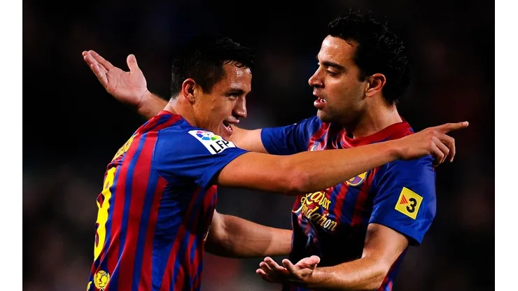 Xavi llenó con elogios a Alexis Sánchez y Claudio Bravo.