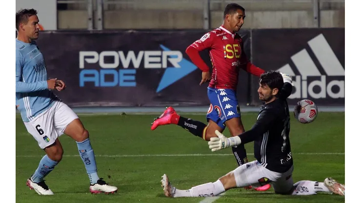 Cristián Palacios fue la gran figura del encuentro al anotar dos goles ante O'Higgins.
