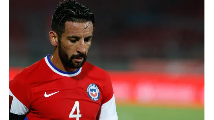 Mauricio Isla dice que está bien tras su quiebre con Gala