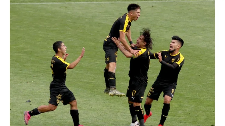 Fernández Vial es el subcampeón de la Segunda División