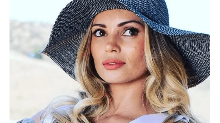 En redes sociales la comunicadora compartió su nuevo look.