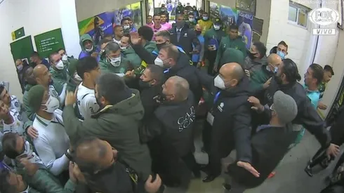 En los camarines del estadio de Defensa y Justicia se armó un problema grande entre el Halcón y Palmeiras.