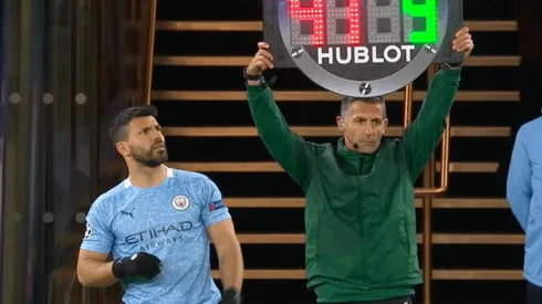 Agüero no entendía el error en su cambio ante el PSG
