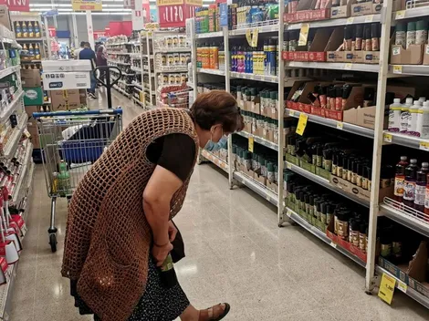 ¿A qué hora cierran los supermercados y el comercio en general?