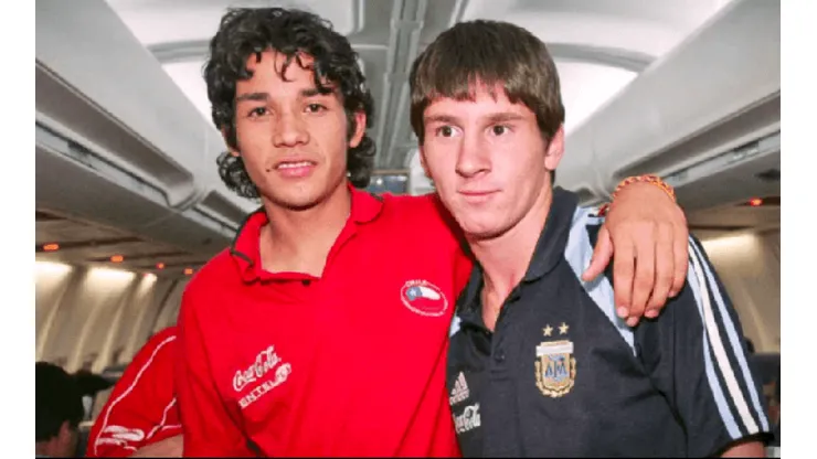 Un poquito de calidad: Lionel Messi y Matías Fernández tras el Sudamericano 2005.