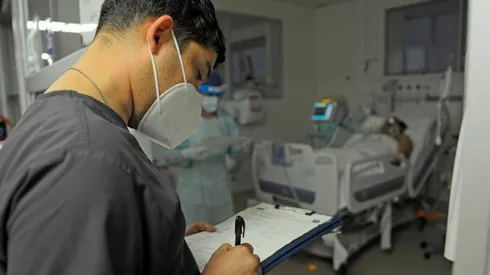 IQUIQUE: Trasladan en aviones privados a pacientes COVID