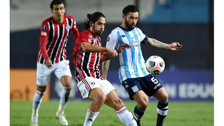 Arias y Mena tuvieron grandes actuaciones en el empate sin goles de Racing-Sao Paulo.