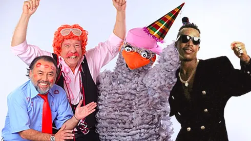 El Profesor Rossa, Guru Guru y Don Carter junto a MC Hammer.