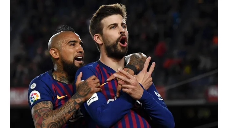 Piqué bromeó con récord de Vidal insultado a la Serie A