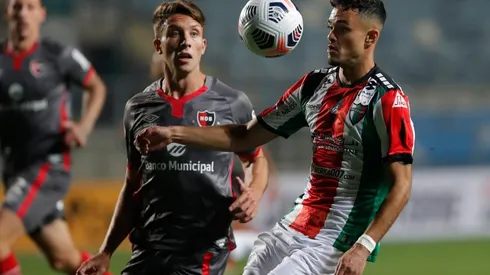 Palestino sufrió una agónica derrota ante Newell's en la Sudamericana y queda colgando en el Grupo F.