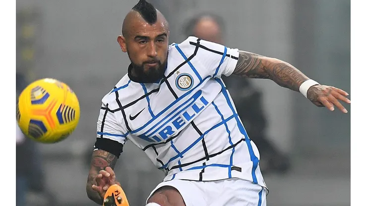 Vidal suma elogios desde España por su exitosa carrera profesional.