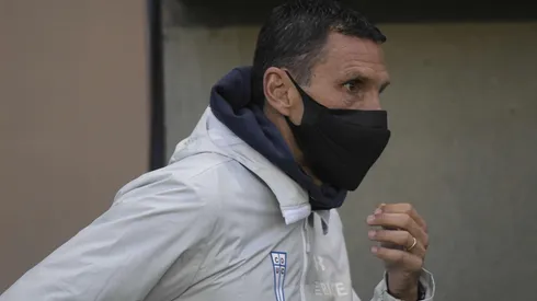 Poyet reconoció que está preocupado por el presente de la UC