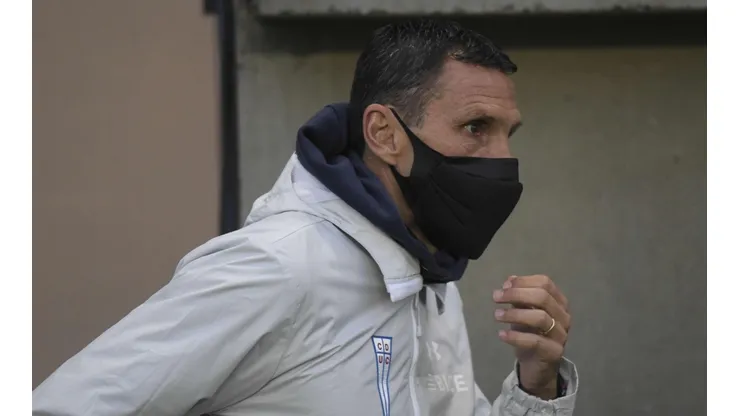 Poyet reconoció que está preocupado por el presente de la UC