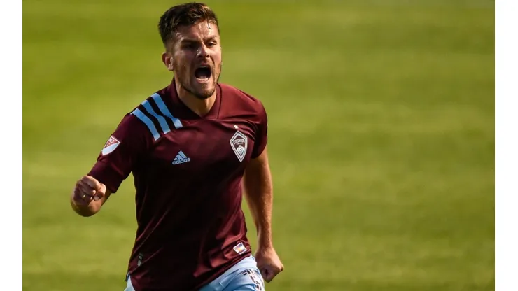 Rubio se despacha un golazo de tiro libre en la victoria de Colorado Rapids.