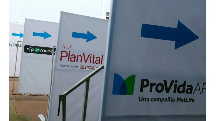 Las AFP y también las Rentas Vitalicias inician el proceso este lunes.