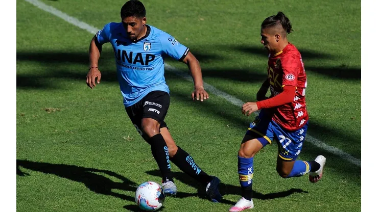 Benjamín Galdames no ha renovado su contrato con Unión Española por lo que no es considerado por Jorge Pellicer.