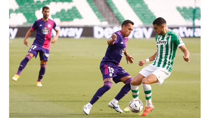 El Betis choca con un complicado Valladolid.