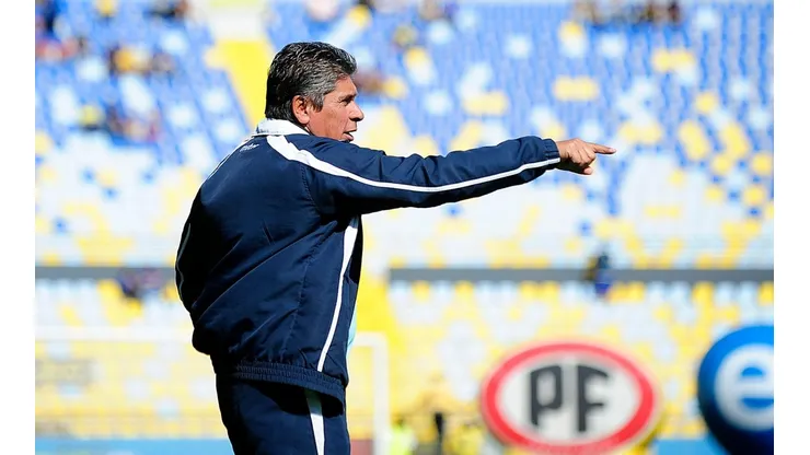 Jorge Contreras destacó en el fútbol chileno por su impecable pegada en los tiros libres.