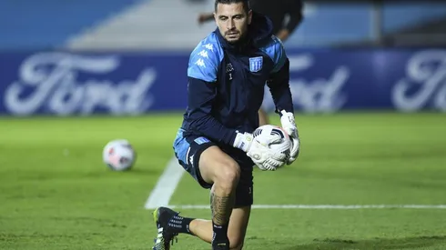 Arias tuvo un partidazo y se ganó los elogios de la prensa argentina