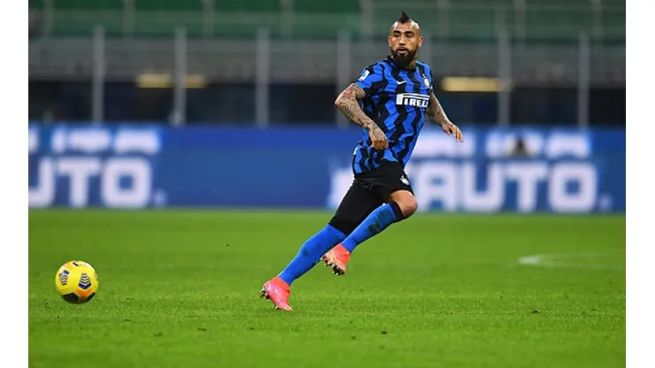 Arturo Vidal no ha podido ponerse a punto tras la cirugía de rodilla y cumplirá dos meses sin actividad oficial en el Inter de Milán