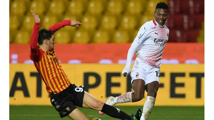 Milan recibe a uno de los colistas, pero el Benevento tiene ganas de quedarse con los puntos y en la Serie A.