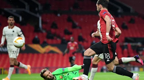 Fernandes anotó luego de una tremenda jugada de Pogba y Cavani