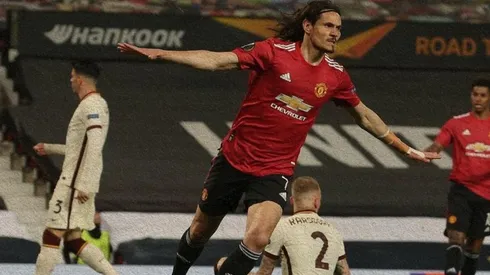 Cavani fue la gran figura del United ante la Roma