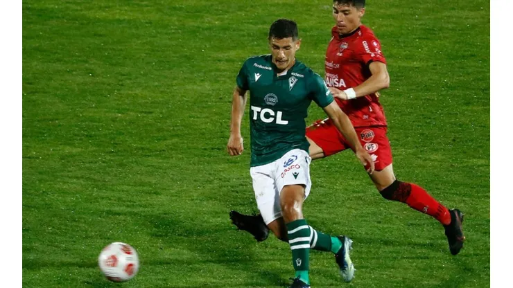 Wanderers estrenará ante la U un nuevo modelo de camiseta para revivir al equipo de hace 30 años.