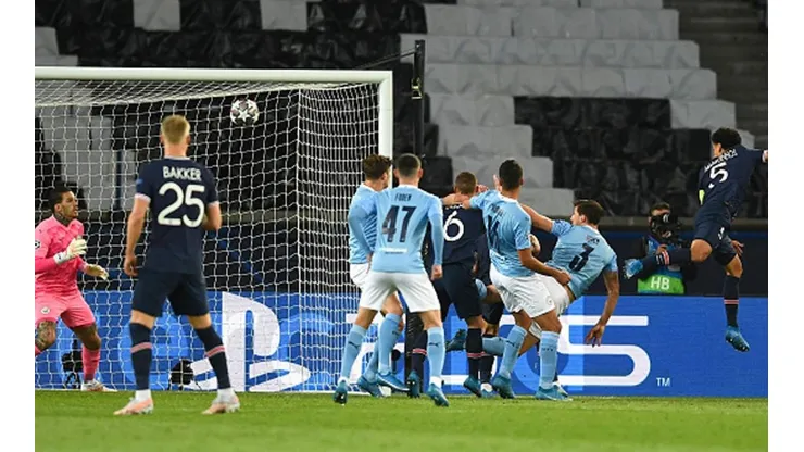 PSG abre la cuenta en la ida de las semifinales de Champions League contra Manchester City.