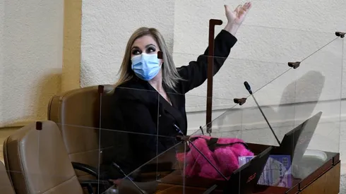 Parlamentarios ingresan proyecto de cuarto retiro 10% AFP