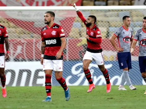 Dos goles de Flamengo a La Calera en tres minutos