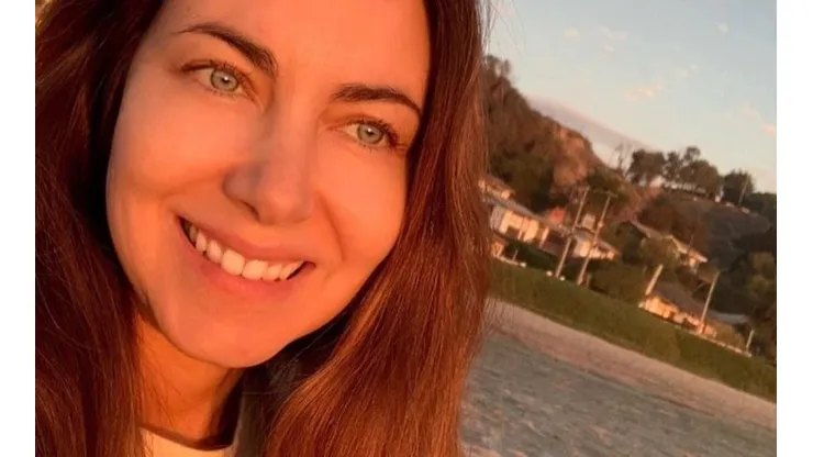 Mónica Godoy en uno de sus paseos -con permiso correspondiente- por la playa.