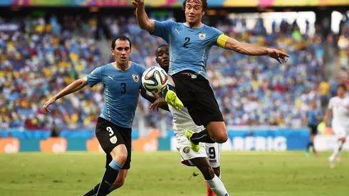 Lugano afirma que Uruguay con Messi ganaba dos Copas del Mundo.