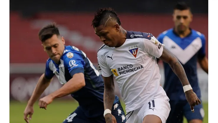 Pablo Galdames marcó, pero no fue suficiente: Vélez perdió con Liga.