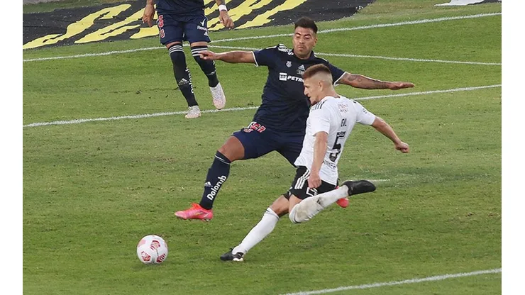 Leonardo Gil y su gol a la U en el superclásico que se llevó Colo Colo.
