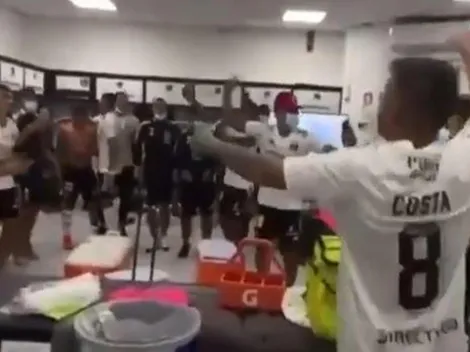 Colo Colo en el camarín: "¡Un minuto de silencio...!"